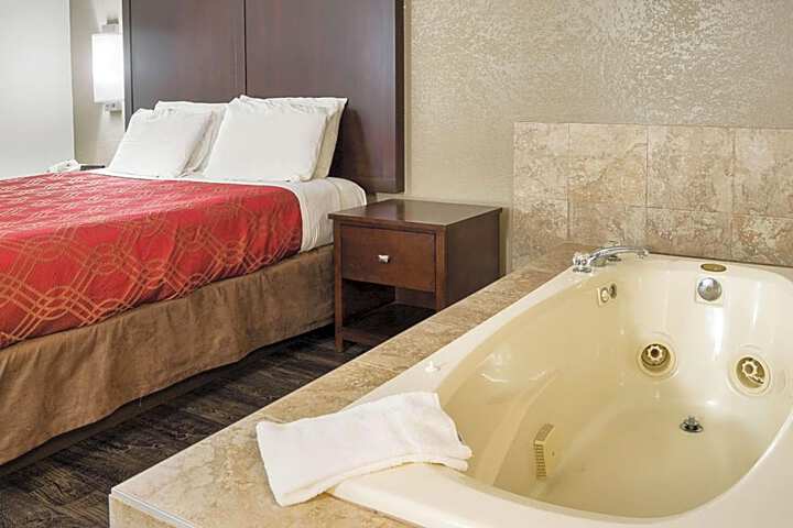 Econo Lodge Southeast