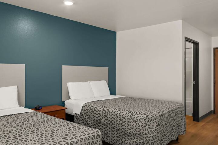 Room 16 of 21