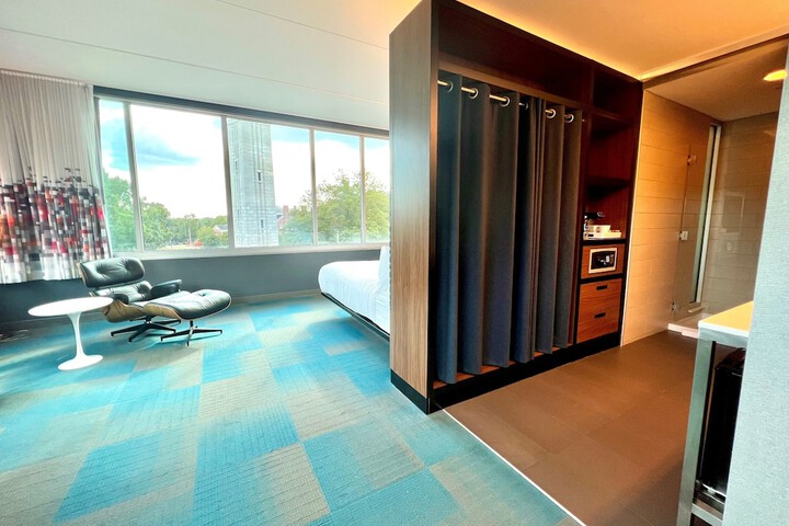 Room 48 of 78