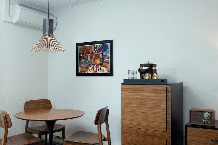 Room 65 of 139