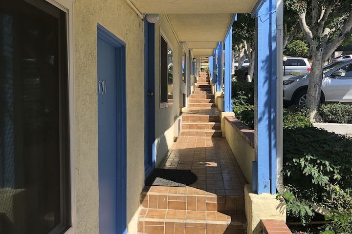 Hotel 4 of 35