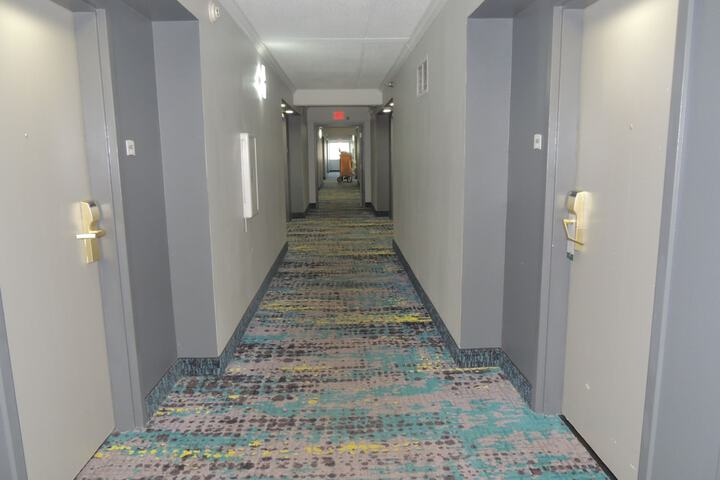 Ballroom/Hall 51 of 55