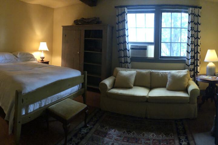 Room 22 of 45