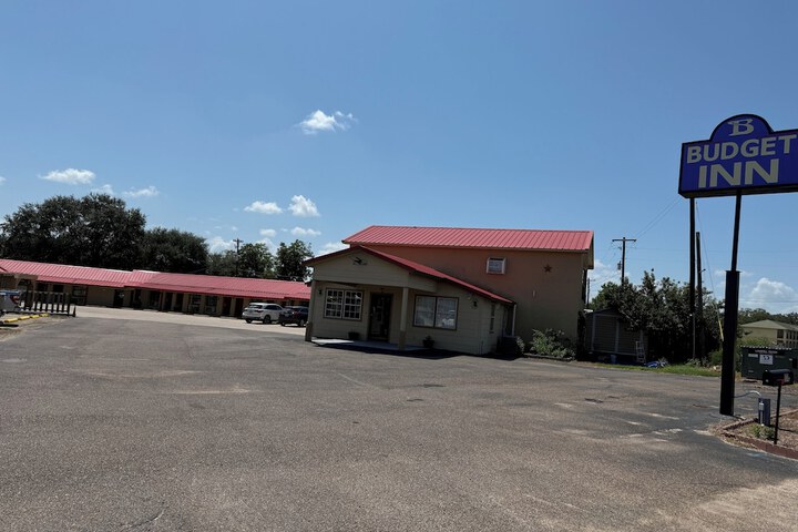 Budget Inn