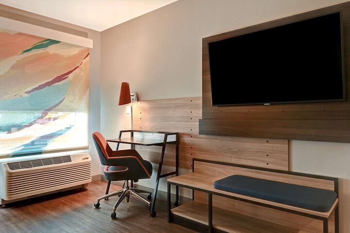 Room 29 of 35
