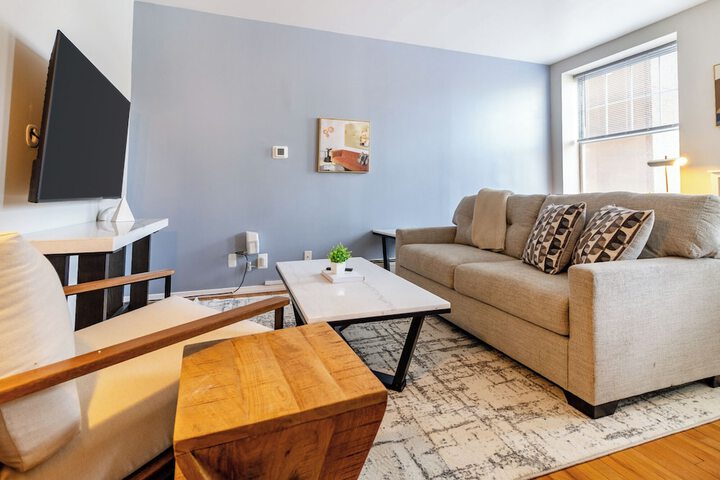 Landing Furnished Apartment Near Yale University
