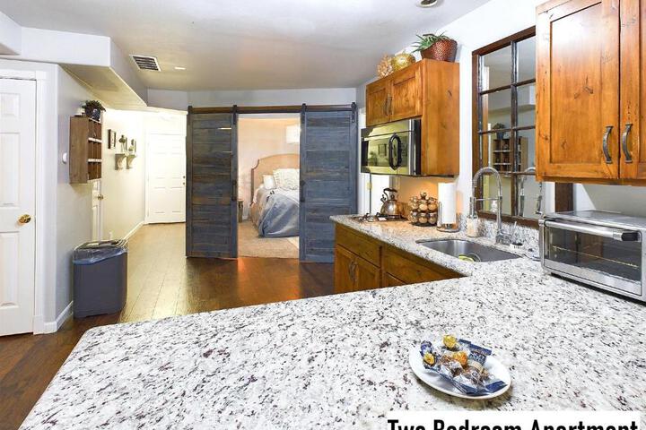 Beautiful Country Apartment AC, Pickleball, Billiards, Playground, Gardens