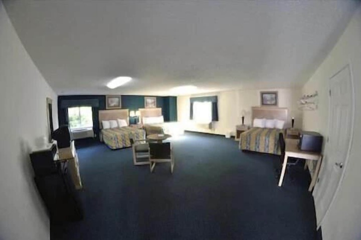 Room 54 of 62