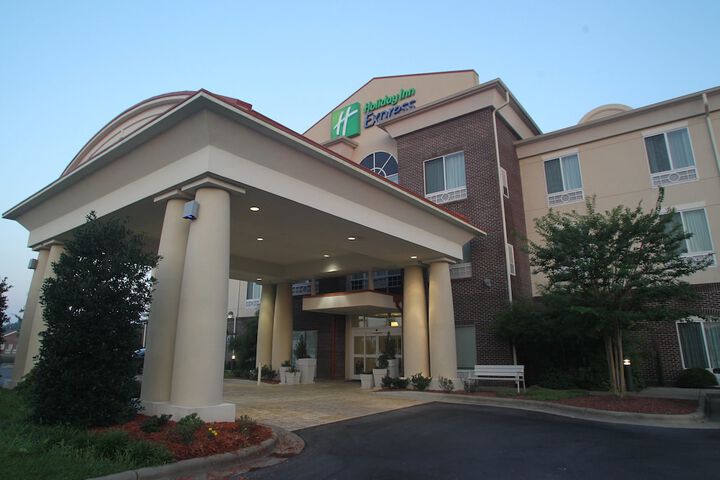Hotel 4 of 85