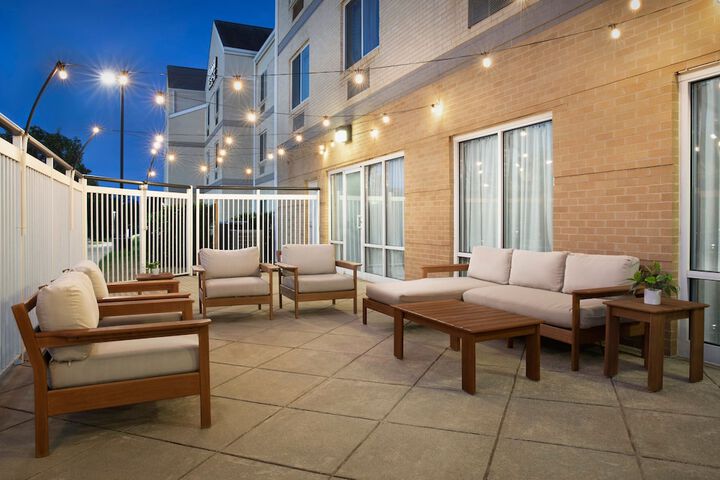 Fairfield Inn & Suites by Marriott at Dulles Airport
