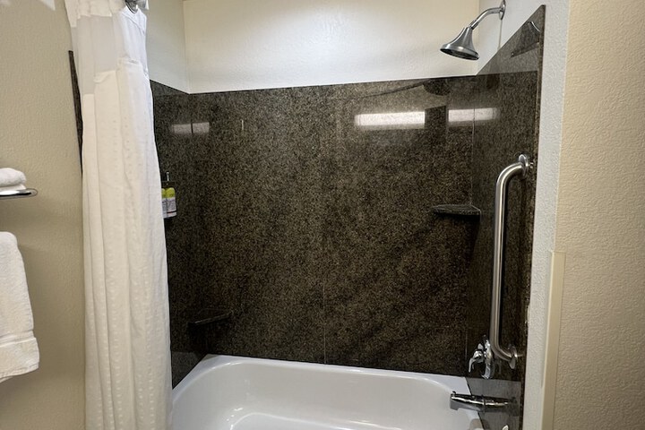 Room 12 of 31