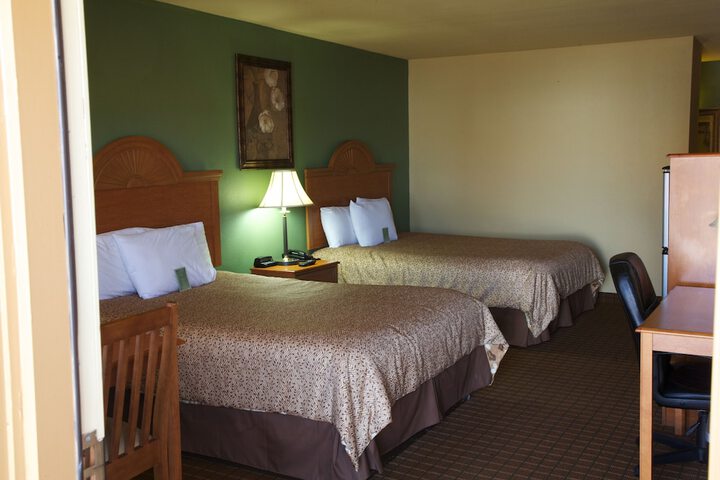 Room 30 of 35