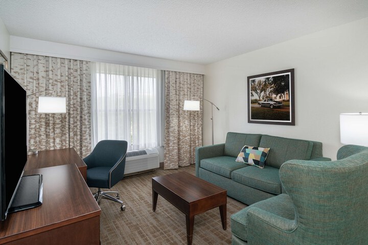 Room 22 of 34