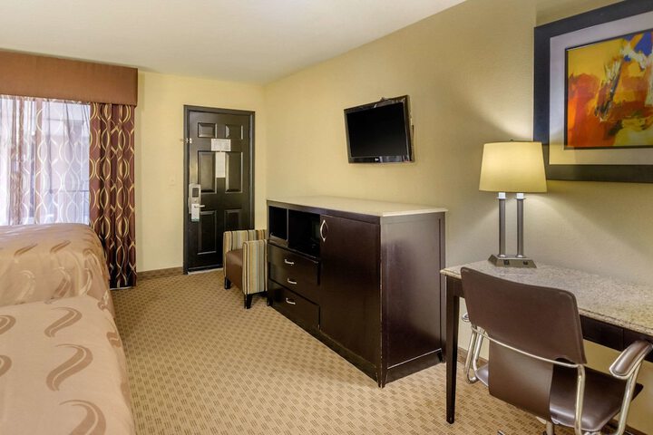 Room 28 of 42