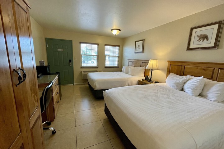 Room 8 of 35