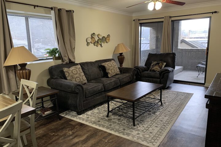 Room 183 of 214