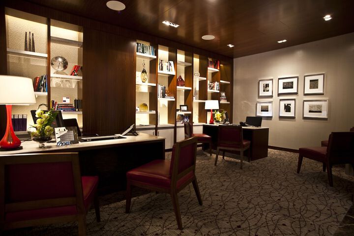 Hotel Interior 30 of 118