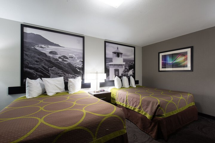 Room 25 of 35