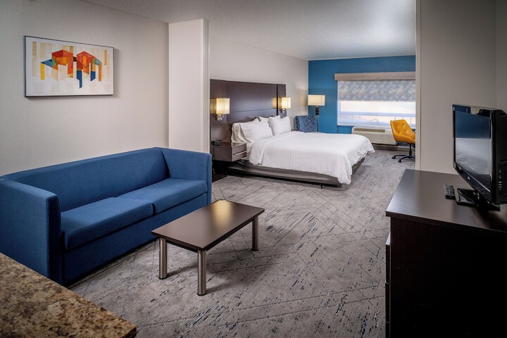 Room 32 of 110