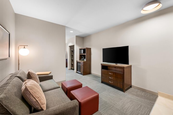Hilton Garden Inn Overland Park