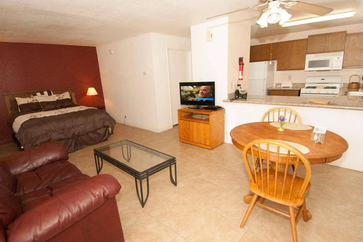 SUNNYVALE GARDEN SUITES HOTEL 29 PALMS A