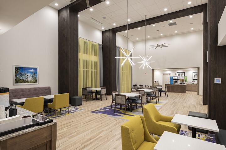 Hampton Inn & Suites Rocky Hill - Hartford South
