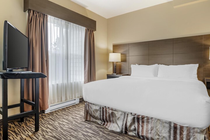 Best Western Plus Bridgewater Hotel & Convention Centre