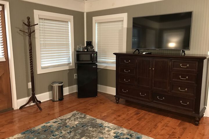 Room 80 of 126