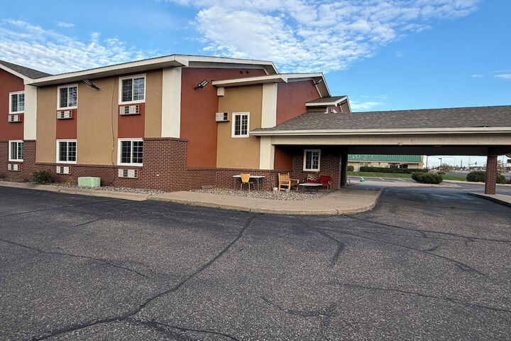Coratel Inn and Suites by Jasper Stillwater