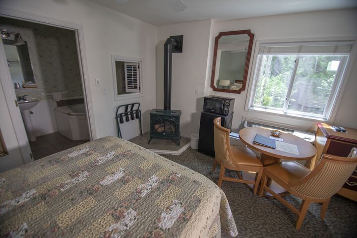Room 35 of 95