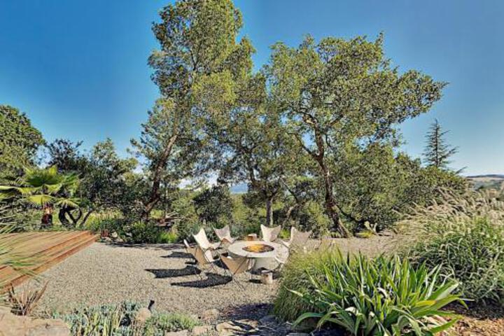 Sonoma House
