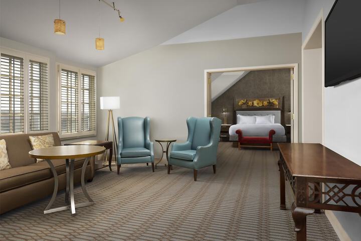 Virginia Crossings Hotel Tapestry Collection by Hilton