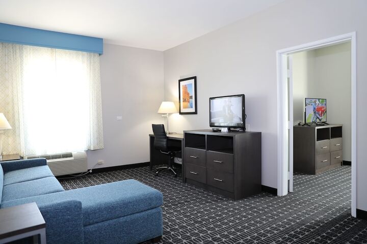 Room 17 of 41