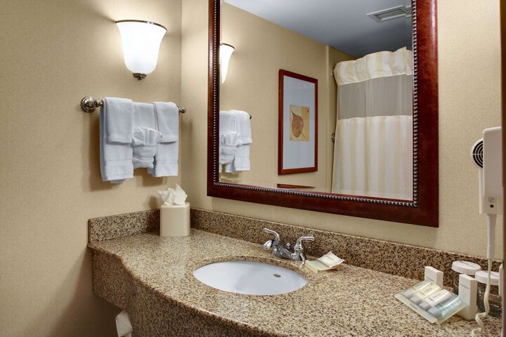 Room 15 of 30