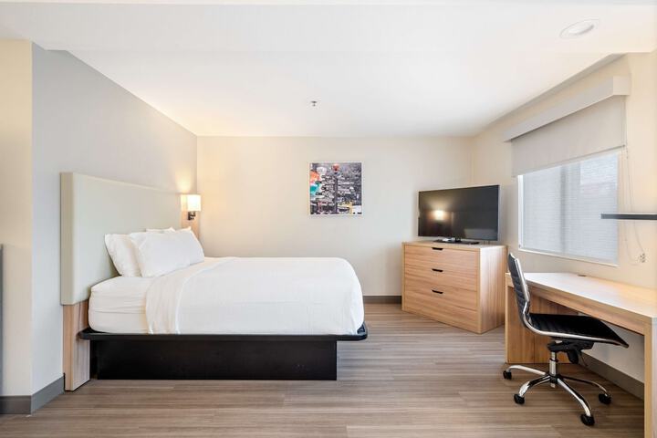 Best Western Lake Oswego / Portland Hotel & Suites