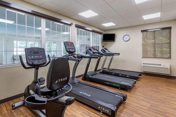 Comfort Suites Clarksville near Governors Square Mall