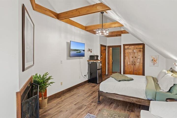 Laurel Valley Mountain Retreat