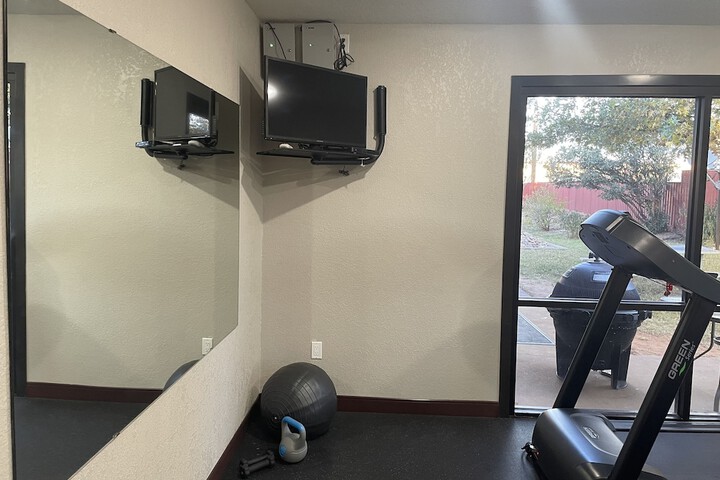 Health and Fitness 30 of 33