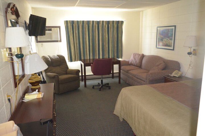 Room 26 of 37