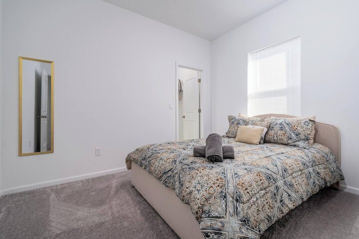 Cozy Comfy Cool 3bed 2ba Brand New Home