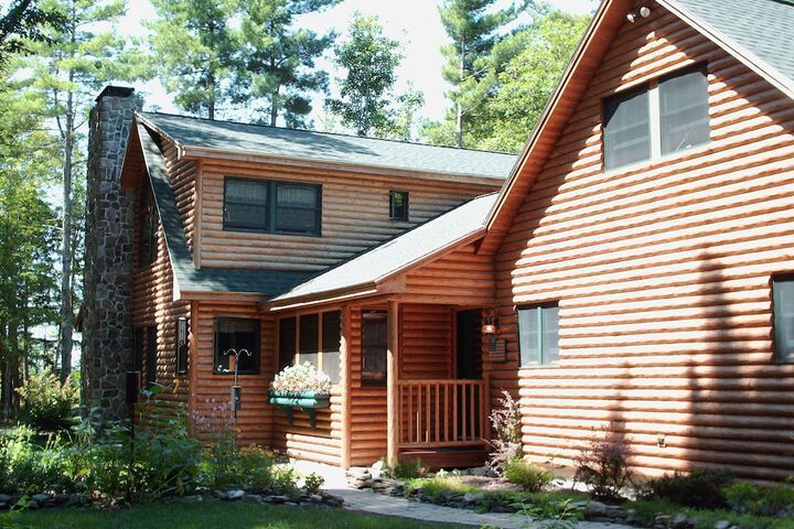 Upscale Fryeburg Cabin: Hot Tub + Billiards Table!