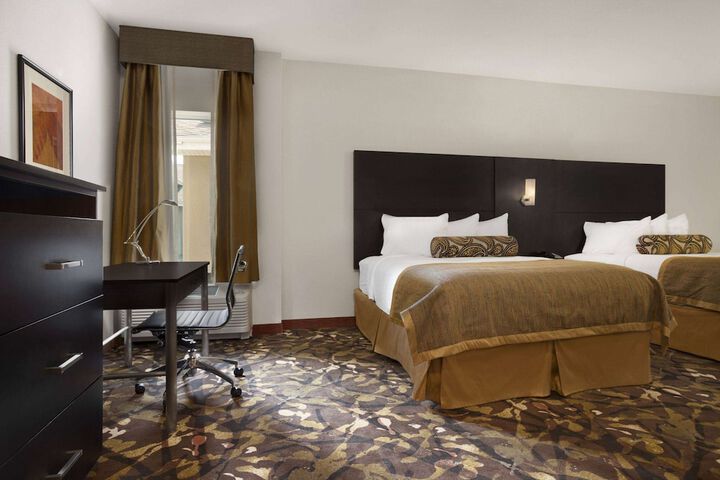 Room 16 of 23