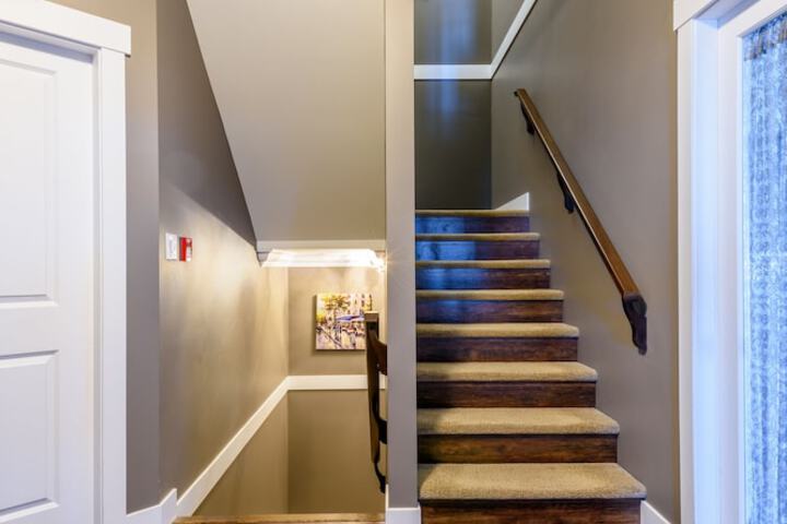 Brookside Inn Boutique Hotel