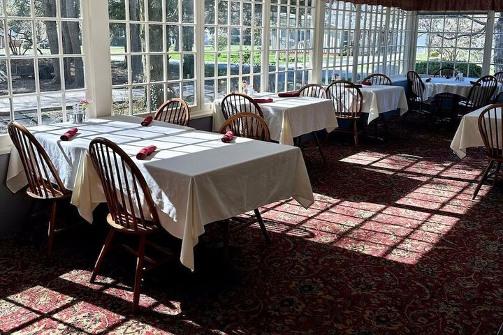 Dining 109 of 113
