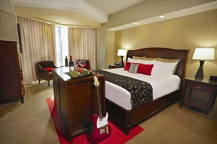 Room 36 of 85