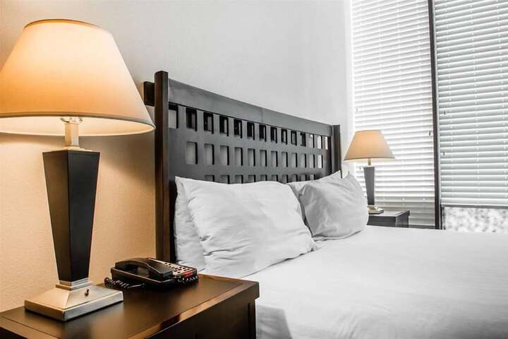 Sunchase Inn & Suites