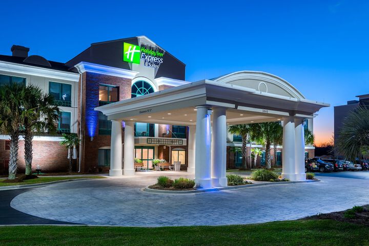 Holiday Inn Express & Suites Florence I-95 & I-20 Civic Center by IHG