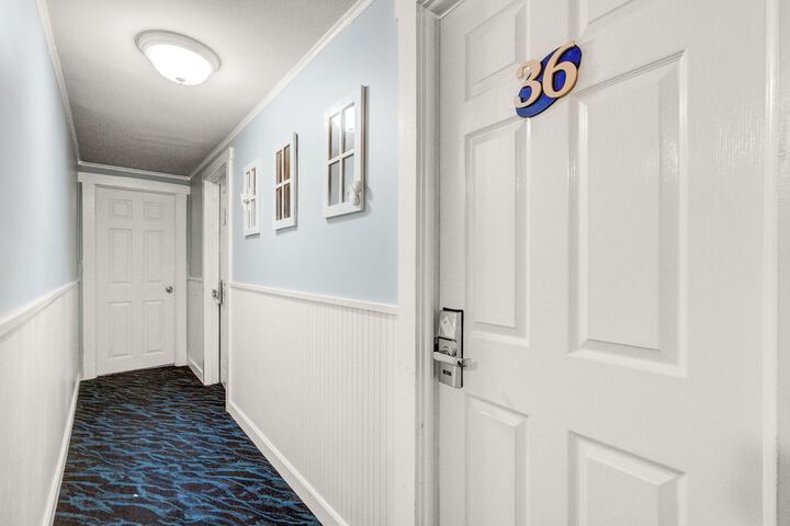 Surf City Hotel