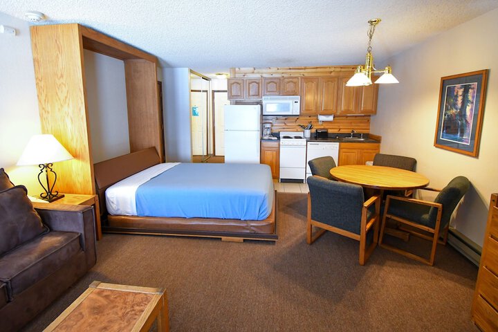 Inn at SilverCreek