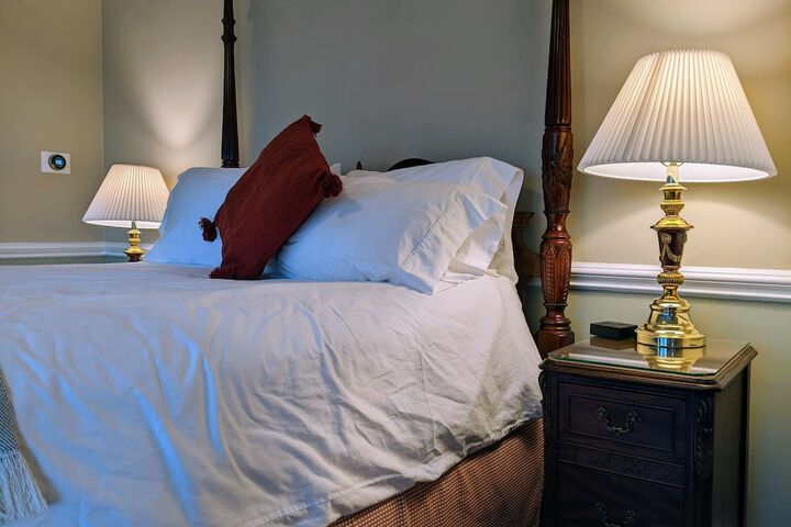 Room 70 of 239